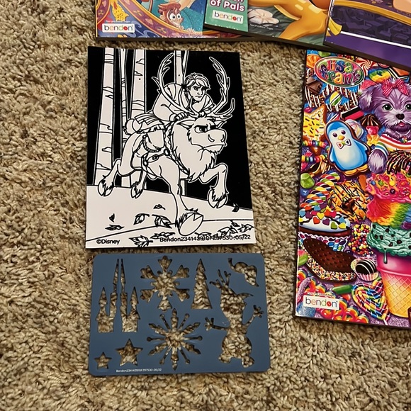 BNWT Disney Princess/Animal/Aladdin & Lisa Frank Activity Coloring Books w/bonus - Picture 4 of 4